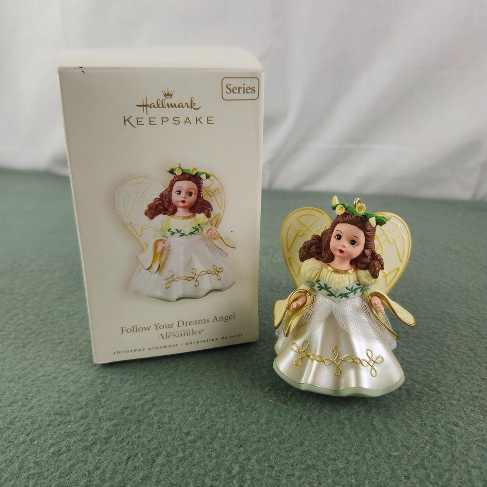 2008 Hallmark Keepsake Ornament Follow Your Dreams Angel